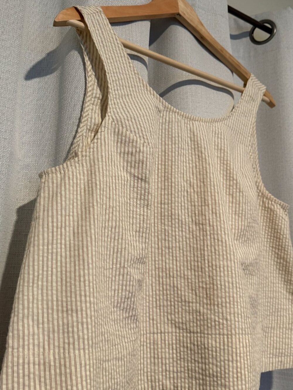 MOD REF Seersucker Striped Boxy Tank Top Cream Tan Size Large - Picture 3 of 8